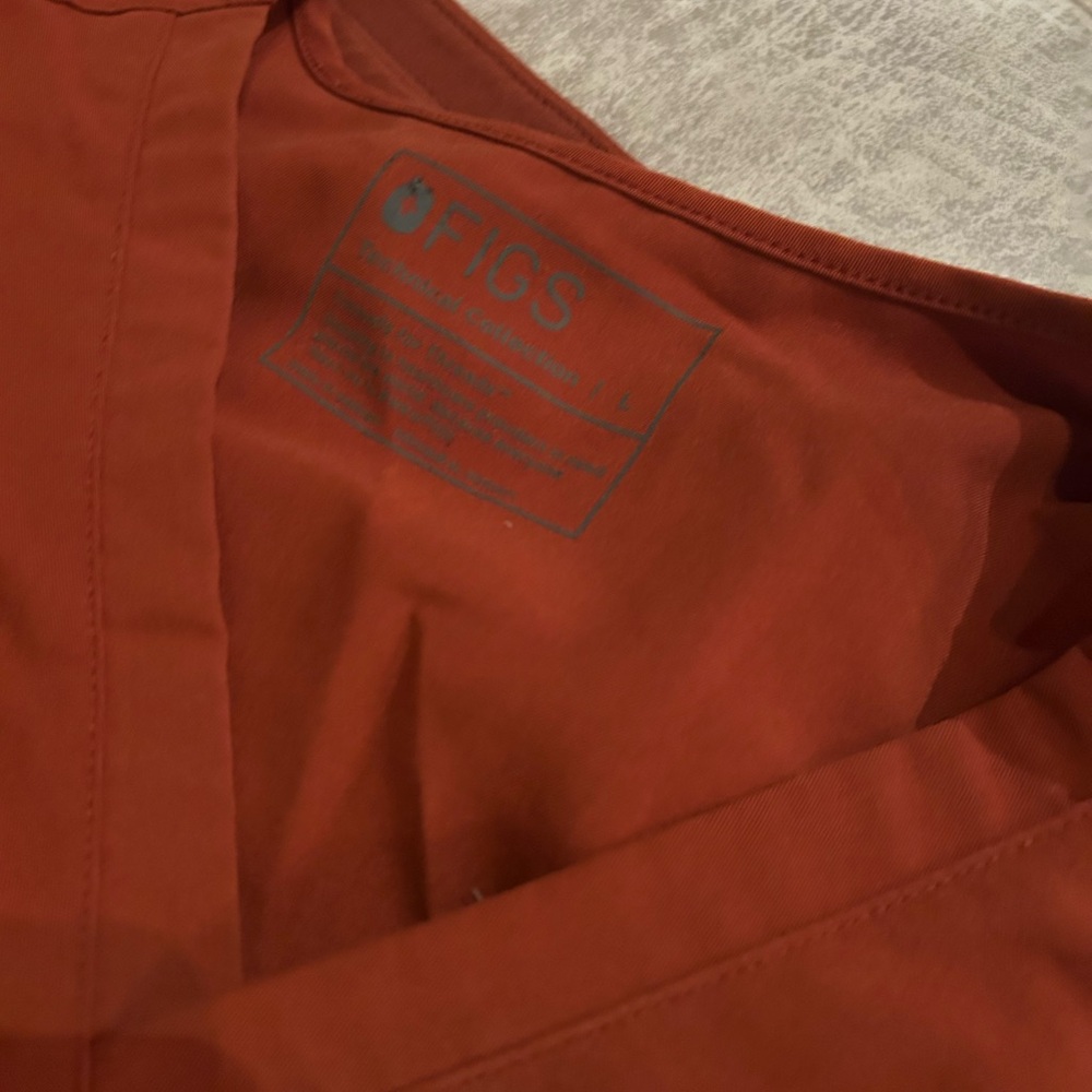 Figs rust color Scrub Set